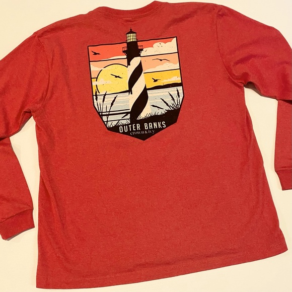 NEW! CROWN & IVY OUTER BANKS NC BEACH LIGHTHOUSE SUNSET RED LONG SLEEVE TEE SZ L - Picture 3 of 8